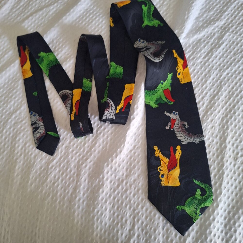 reptiles tie
